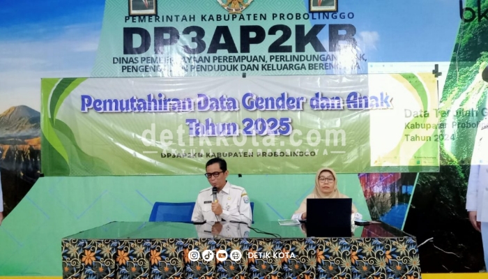 Kegiatan pemutakhiran data gender dan anak DP3AP2KB Probolinggo.