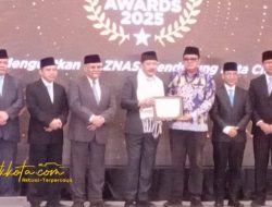 Wali Kota Eri Cahyadi Raih Penghargaan Baznas Awards 2025, Surabaya Sabet Tiga Kategori