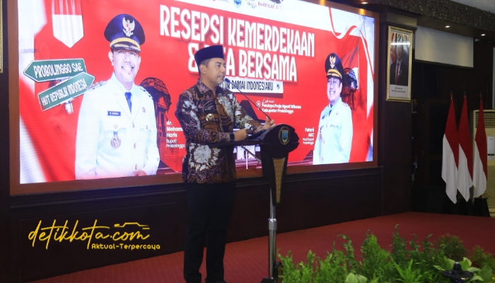 Bupati Probolinggo Gus dr. Mohammad Haris bersama sambutan di resepsi dan doa bersama puncak HUT ke-80 Kemerdekaan RI di Pendopo Prasaja Ngesti Wibawa, Minggu (31/8/2025).