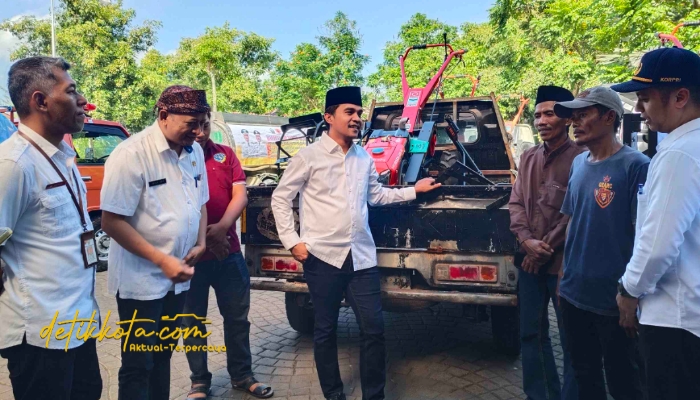 Pemkab Bangkalan Salurkan 60 Hand Traktor dan Dorong Hilirisasi Pertanian