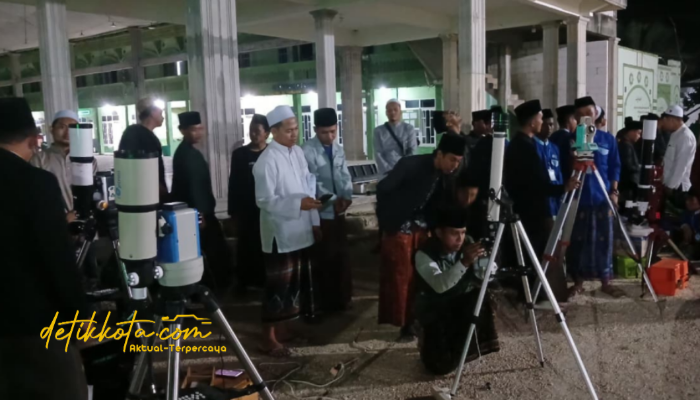 BHR Pamekasan Amati Gerhana Bulan Total di Sampang, Tegaskan Fenomena Ilmiah