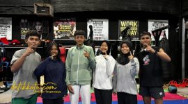 Lima atlet muaythai asal Kabupaten Probolinggo resmi diberangkatkan untuk mengikuti Kejurnas Muaythai 2025 di NTB.