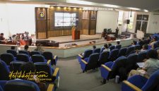 Seminar Efisiensi Energi dan Energi Terbarukan pada Bangunan di Auditorium Pascasarjana ITS.