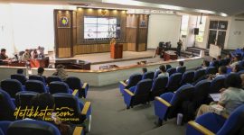 Seminar Efisiensi Energi dan Energi Terbarukan pada Bangunan di Auditorium Pascasarjana ITS.