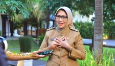 Bupati Lumajang Indah Amperawati saat menyampaikan pandangan terkait peran pers dalam mendukung keberlanjutan Program Makan Bergizi Gratis.