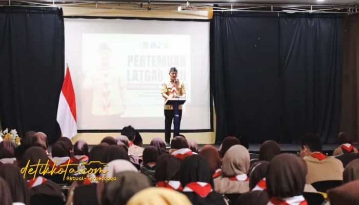 Wakil Bupati Lumajang Yudha Adji Kusuma saat membuka Latihan Gabungan Saka Bakti Husada di SMK Muhammadiyah Lumajang.