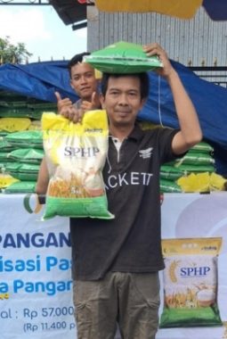 Bulog Pastikan Penyaluran Beras SPHP Jaga Stabilitas Harga di Lumajang
