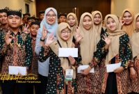 Bupati Banyuwangi Ipuk Fiestiandani menemui kafilah Banyuwangi di ajang MTQ XXXI Jawa Timur di Jember, Jumat (19/09/2025).