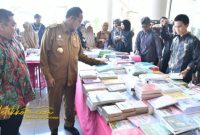 Bupati Sumenep Achmad Fauzi Wongsojudo saat membuka Festival Literasi 2025 di Universitas Bahaudin Mudhary Madura (Uniba), Senin (22/9/2025).