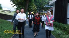 Bupati Banyuwangi Ipuk Fiestiandani menerima kunjungan Bupati Humbang Hasundutan Oloan Paniaran Nababan beserta rombongan di Pendopo Sabha Swagata Blambangan, Rabu (24/9/2025).