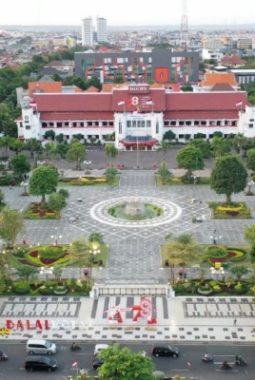 BPS: Angka Kemiskinan Surabaya Turun Jadi 105 Ribu Jiwa per Maret 2025