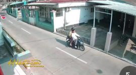 Dua pelajar yang diduga mencuri sepeda motor di halaman Masjid Mattoliut Dahr, Desa Tlagah, Kecamatan Banyuates, Kabupaten Sampang.