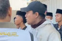 Sejumlah santri Pondok Pesantren Al-Haramain, Sampang, yang berhasil menggagalkan aksi pencurian AC, Minggu (28/9/2025).