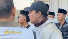 Sejumlah santri Pondok Pesantren Al-Haramain, Sampang, yang berhasil menggagalkan aksi pencurian AC, Minggu (28/9/2025).