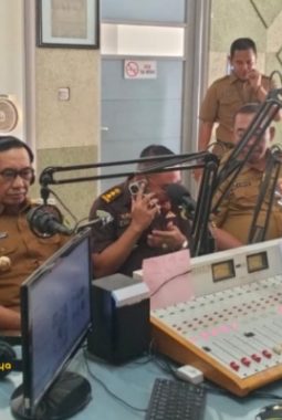 Pemkab Pamekasan Dorong Peredaran Rokok Legal, Fokus Edukasi dan Pembinaan
