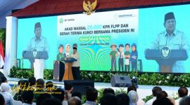 Presiden Prabowo Subianto saat meresmikan akad massal 26 ribu KPR FLPP di Pesona Kahuripan 10, Cileungsi, Kabupaten Bogor, Senin (29/9/2025).