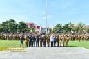 Kepala BNN Provinsi Jawa Timur Brigjen Pol Budi Mulyanto memimpin apel gabungan ASN di Kantor Bupati Sumenep, Senin (6/10/2025).