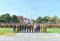 Kepala BNN Provinsi Jawa Timur Brigjen Pol Budi Mulyanto memimpin apel gabungan ASN di Kantor Bupati Sumenep, Senin (6/10/2025).