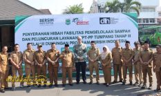 Bupati Malang Serahkan Hibah Fasilitas Persampahan dan Luncurkan Layanan UPT-PP Tumpang Kloter III