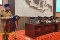Bupati Sumenep Achmad Fauzi Wongsojudo saat menyampaikan Nota Keuangan Raperda APBD 2026 dalam rapat paripurna DPRD, Senin (6/10/2025).