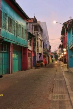 Lampu Dekorasi di Kota Lama Surabaya Hilang, Wali Kota Eri Ajak Warga Ikut Jaga Fasilitas Umum