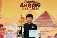 santri peraih Juara 1 Lomba Khitobah KAF 2025 se-ASEAN.