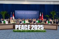 Presiden Republik Indonesia Prabowo Subianto menghadiri Konferensi Tingkat Tinggi (KTT) Perdamaian Sharm El-Sheikh di International Congress Centre, Sharm El-Sheikh, Republik Arab Mesir, Senin (13/10/2025). Foto: BPMI Setpres/Muchlis Jr