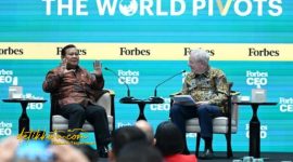 Presiden RI Prabowo Subianto saat menyampaikan pandangan dalam sesi “A Meeting of Minds” pada Forbes Global CEO Conference 2025 di Hotel The St. Regis, Rabu (15/10/2025).
