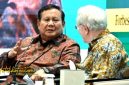 Presiden RI Prabowo Subianto saat berbicara dalam sesi dialog bersama Steve Forbes pada Forbes Global CEO Conference 2025 di Hotel The St. Regis, Jakarta, Rabu (15/10/2025).