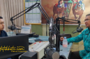 Kepala BMKG Stasiun Meteorologi Trunojoyo, Ari Widjajanto, menjelaskan fenomena cuaca panas ekstrem yang melanda Madura saat siaran di Radio Karimata.