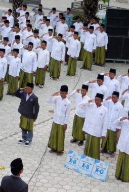 Upacara Peringatan Hari Santri Nasional 2025 di PP. Puncak Darussalam Berlangsung Khidmat