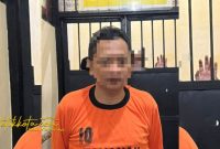 pria berinisial MZ (55), warga Kelurahan Bugih, Kecamatan Pamekasan, ditangkap setelah menipu korban dengan janji bisa meloloskan adik pelapor menjadi anggota Polri Tahun Anggaran 2025.