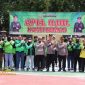 Kapolres Sumenep AKBP Rivanda, S.I.K. bersama komunitas ojek online usai apel Kamtibmas di Lapangan Tribrata Polres Sumenep.