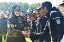 Bupati Lumajang Indah Amperawati (Bunda Indah) saat menyampaikan kebijakan Dana Dusun untuk memperkuat keamanan dan ketahanan sosial masyarakat, Jumat (24/10/2025).