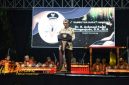 Pj Sekda Sumenep Syahwan Effendi bersama jajaran Pemkab saat meluncurkan Kalender Event 2026 di area timur Taman Potre Koneng, Jumat (24/10/2025).