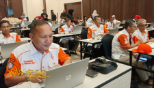 Pelaksanaan Ujian Negara Amatir Radio (UNAR) oleh Balmon Surabaya di Frontone dan Azana Hotel Pamekasan, diikuti 60 peserta dari berbagai daerah di Jawa Timur.