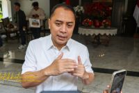 Wali Kota Surabaya Eri Cahyadi saat membahas agenda akhir tahun untuk meningkatkan kunjungan wisata di Kota Surabaya.
