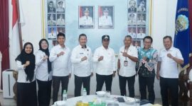 Bupati Bangkalan Lukman Hakim saat menerima kunjungan kerja perwakilan Kemenko Kumham Imipas di Pendopo Agung Bangkalan.