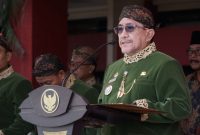 Wakil Bupati Sumenep KH. Imam Hasyim saat menghadiri upacara Hari Jadi ke-756 Kabupaten Sumenep di Kantor Bupati, Jumat (31/10/2025).