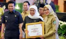 Bupati Banyuwangi Raih Penghargaan Pembina Siskamling Terpadu Terbaik III se-Jawa Timur