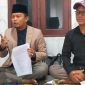 Kuasa hukum Bang Alief, Kamarullah, saat membeberkan 22 nama oknum diduga terlibat kasus Fraud Bank Jatim Sumenep.