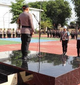 Upacara PTDH Digelar di Polres Sumenep, Kapolres Tekankan Integritas dan Profesionalisme