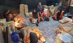 DLH Lumajang Verifikasi UMKM Kerupuk di Tempeh Tengah untuk Perkuat Standar Lingkungan