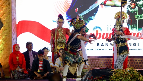 Festival Kebangsaan di Gedung Seni Budaya (Gesibu) Blambangan, Sabtu malam (22/11/2025).