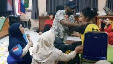 Pelaksanaan pelatihan fisioterapi bagi guru SLB dan orang tua ABK di Banyuwangi yang digelar Perkins International.