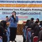 Ketua TP PKK Kabupaten Probolinggo Ning Marisa Juwitasari membuka bimtek administrasi PKK untuk kader se-Kecamatan Leces.