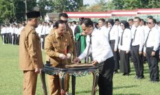 Pemerintah Kabupaten Sumenep Serahkan SK PPPK Paruh Waktu Formasi 2025