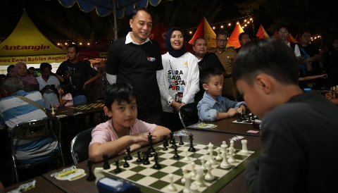 Peserta Cap Kapal Checkmate FIDE Rated International Chess Tournament di Surabaya.