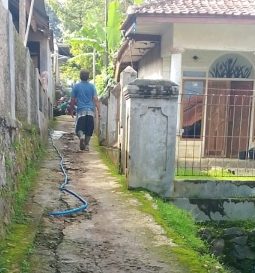 Dugaan Tumpang Tindih Jabatan dan Manipulasi Pengerjaan Banprop di Desa Kertasari