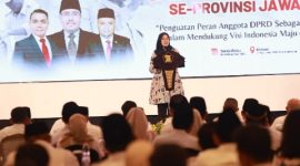 Bupati Banyuwangi Ipuk Fiestiandani membuka rakor dan bimtek Gerindra se-Jawa Timur di Banyuwangi.